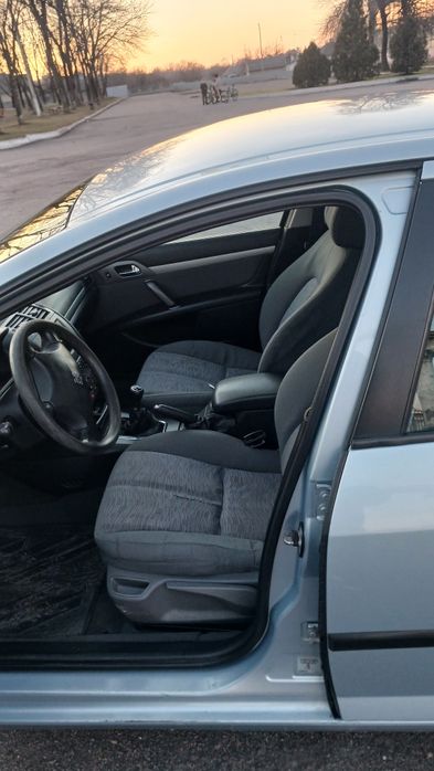 Продам  пежо 407