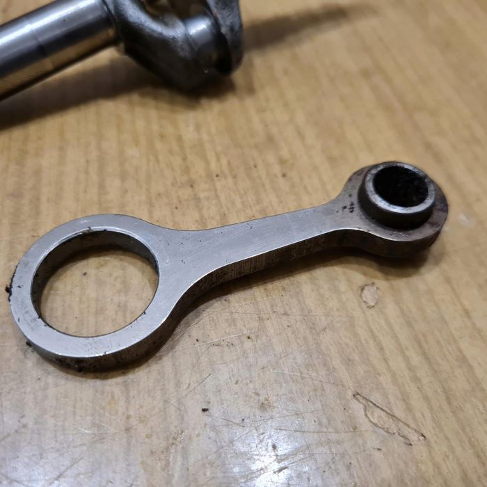 Sachs Dolmar 108 Wał Korbowy Korbowód