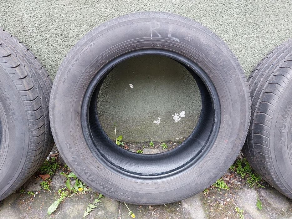 Opony letnie Yokohama BluEarth E70GZ 99H