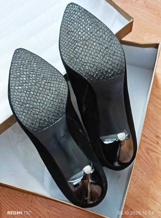 Стильні жіночі черевики