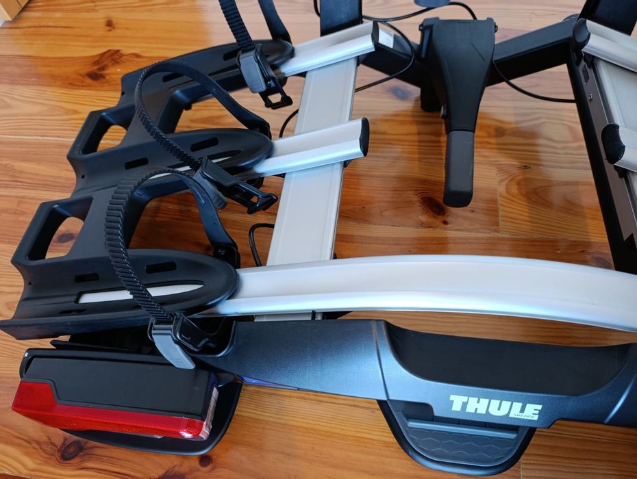THULE Porta Bicicletas c/ Bola de Reboque VeloCompact 3 Bicicletas, com garantia
