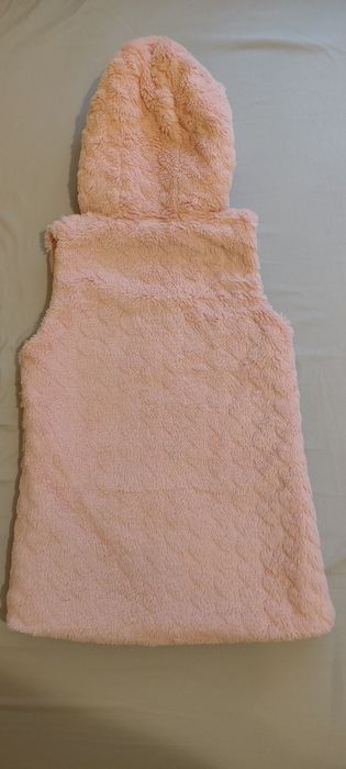 Cieplutki bezrękawnik 134/140