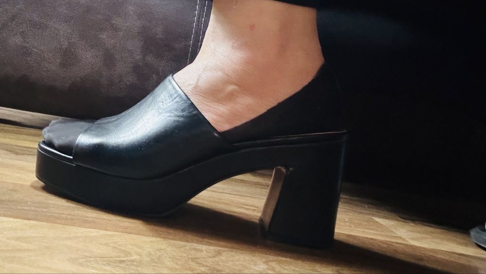 Шкіряні сабо 43 розмірна підборах ASOS DESIGN