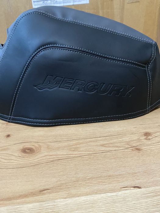Чехол на крышку лодочного мотора