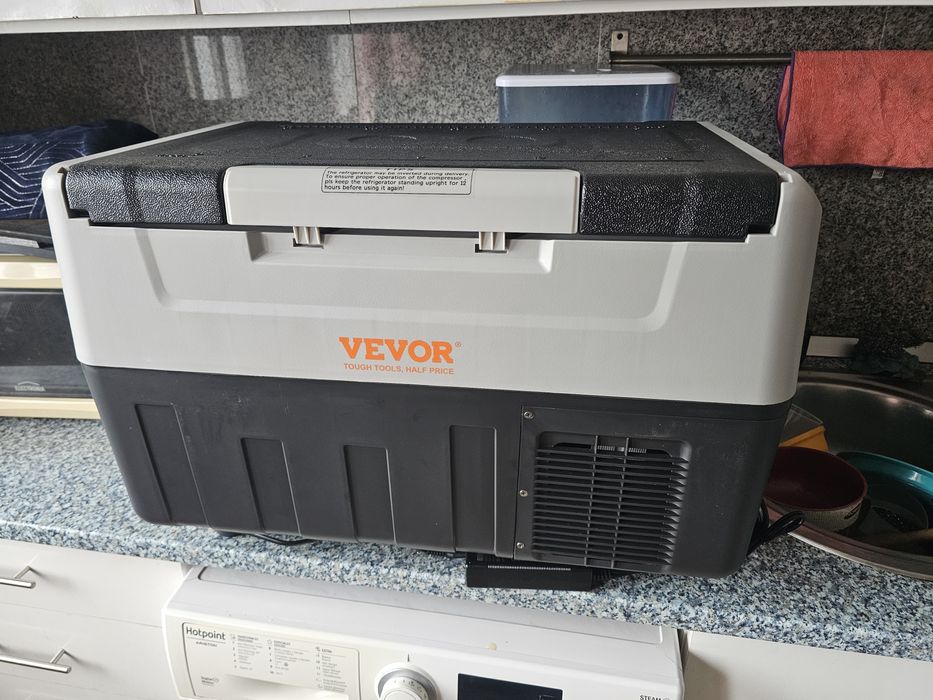 Arca figurifico portatil da vevor novo de 55 litros