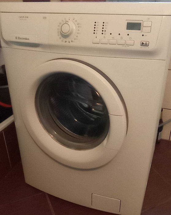pralka Electrolux EWF10479W 6kg