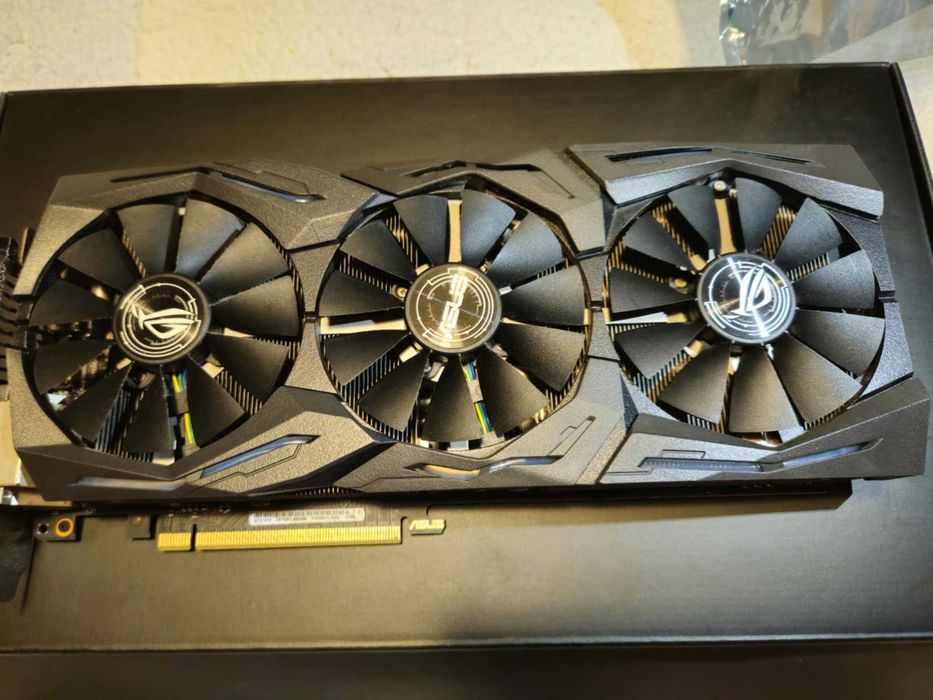 ASUS ROG Strix GTX 1070 8GB – Placa Gráfica com Caixa Original