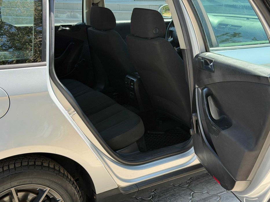 Продам VOLKSWAGEN Passat B6 2006р 1.9D механiка
