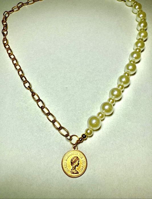 Naszyjnik Queen