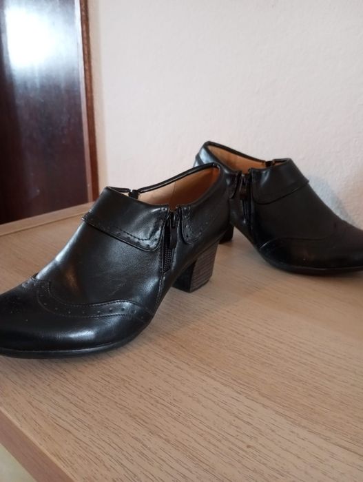 Sapatos Saltar Tamanho 37