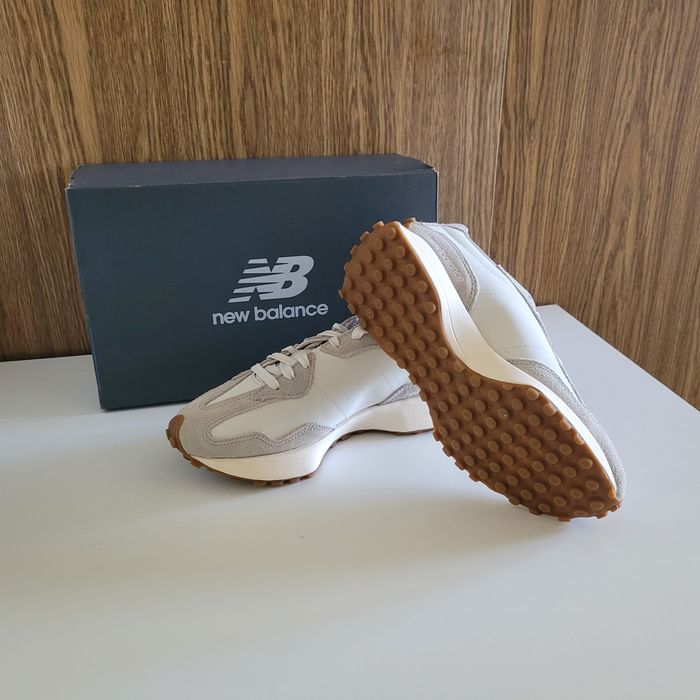 Damskie sneackersy New Balance model 327 rozmiar. 40