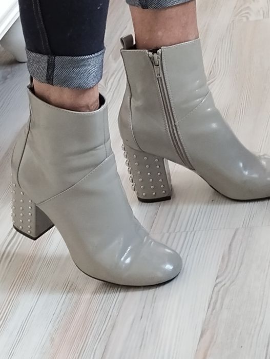 Urlop 20.02-2.03.RIVER ISLAND Śliczne botki jesienne lakierowane r.4/3