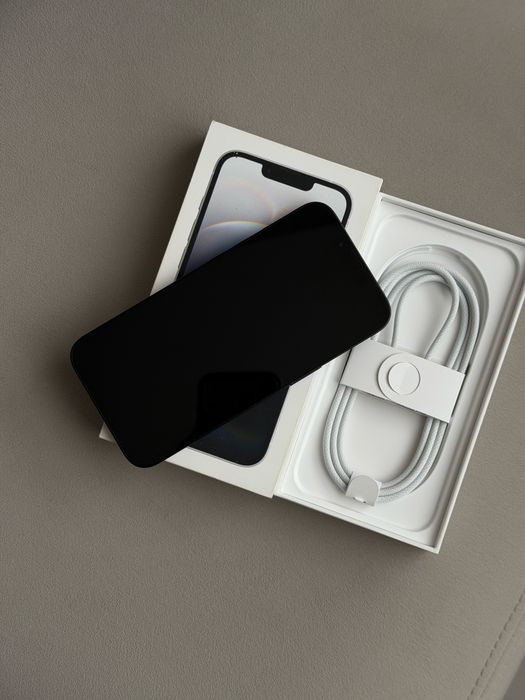 Продам iPhone 16e 128GB Black (чорний)