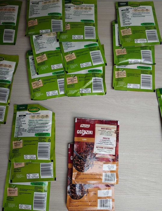 33 opakowania przypraw Kamis + Prymat