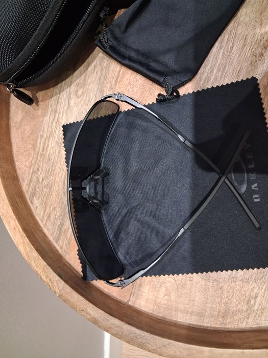 Okulary przeciwsłoneczne Oakley