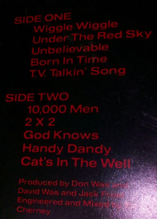 Bob Dylan: Under the Red Sky.