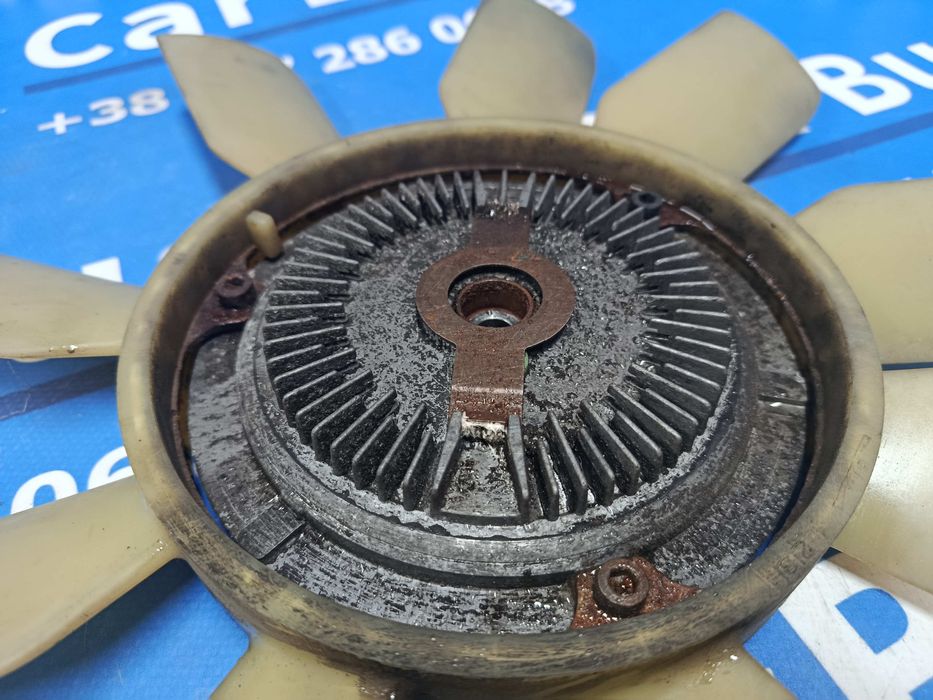 Віскомуфта Mercedes Vito W639 Вито 639 Вискомуфта Віто