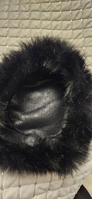 Czapka ze sztucznego futra nowa