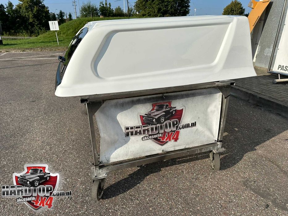 Zabudowa Toyota Hilux+ HARDTOP na pakę 2016+ NOWA