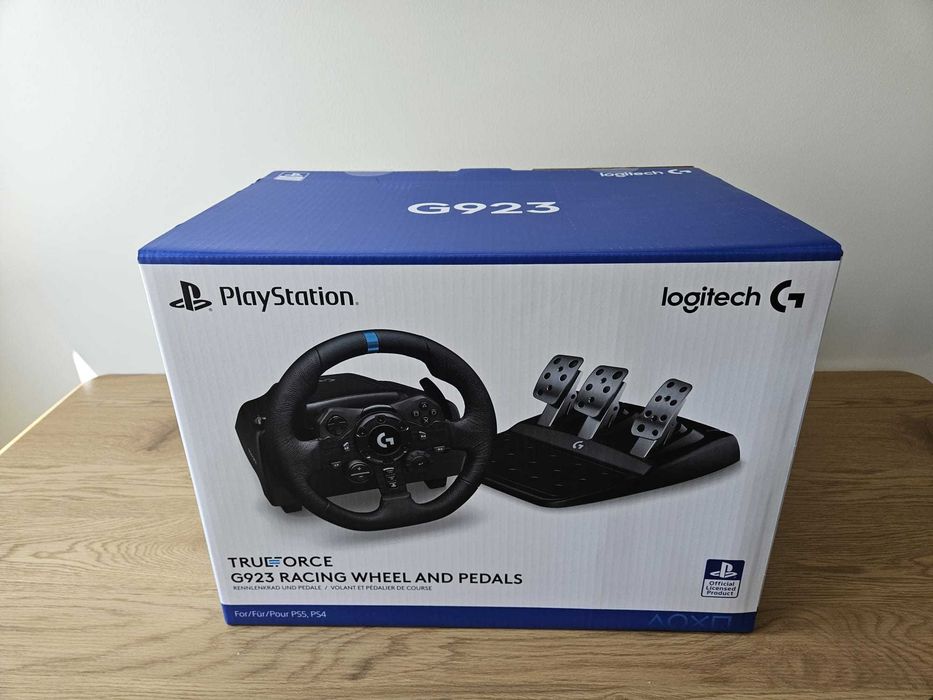Volante Logitech G923 (PC/PS4/PS5) + Pedais