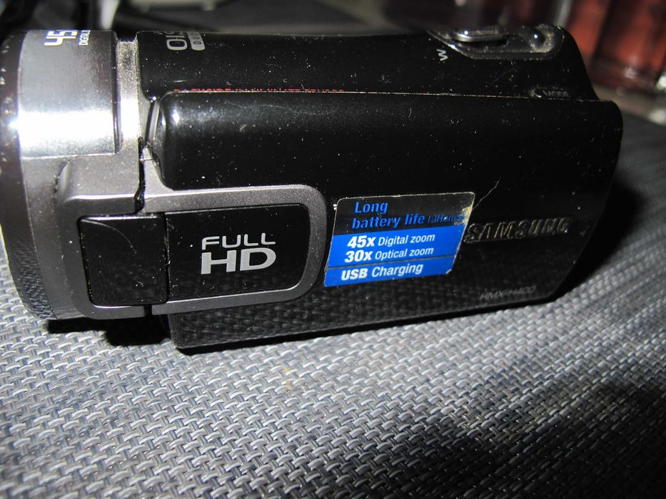 Full HD Відеокамера Samsung HMX
