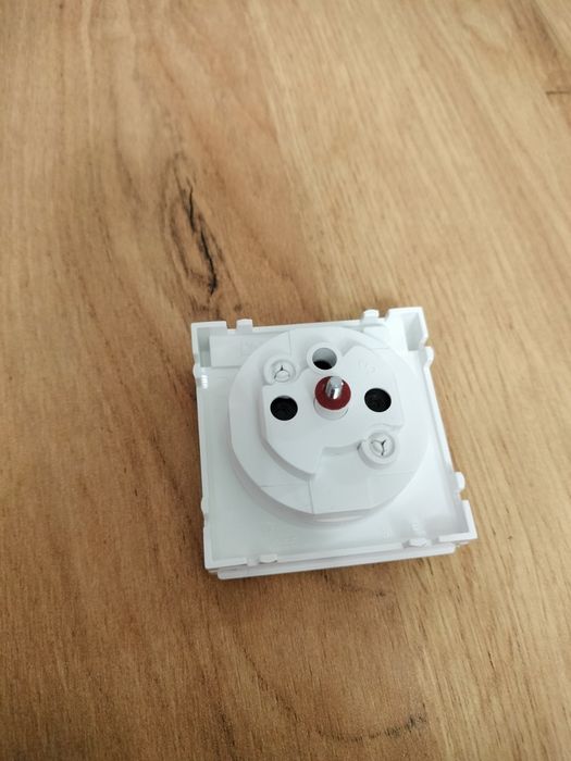 Pokrywa gniazda IP44