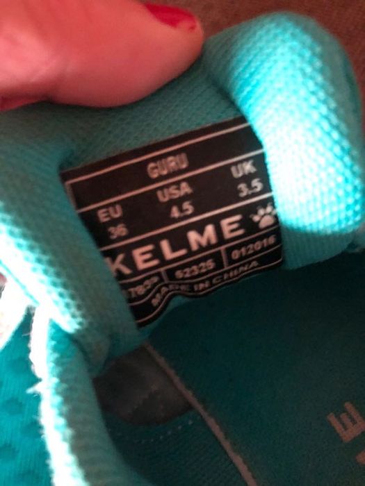 KELME - Sapatilhas de desporto - 36