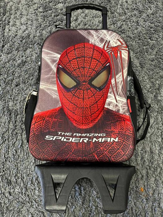 Mochila Escolar Amazing Spider-Man 3D com Trolley