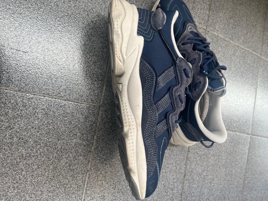 Sapatilhas Adidas ozweego