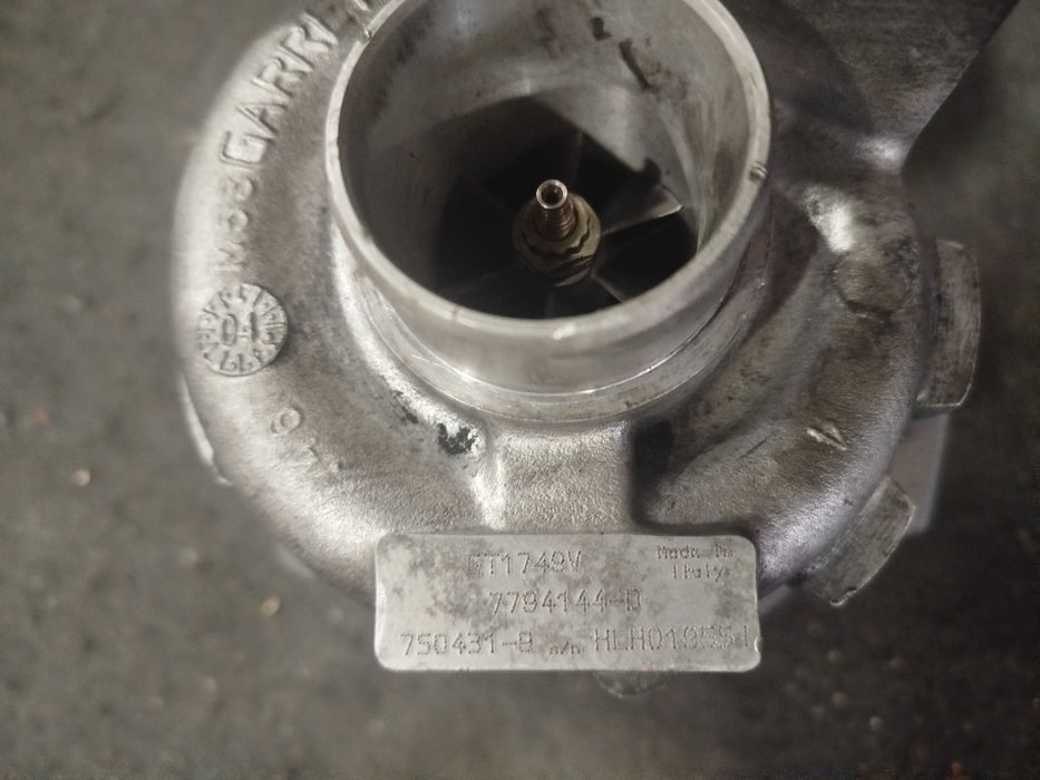 Турбіна BMW 1 E81 E87 BMW 3 E46 E90 BMW 5 E60 X3 E83 2.0 D 7794144D