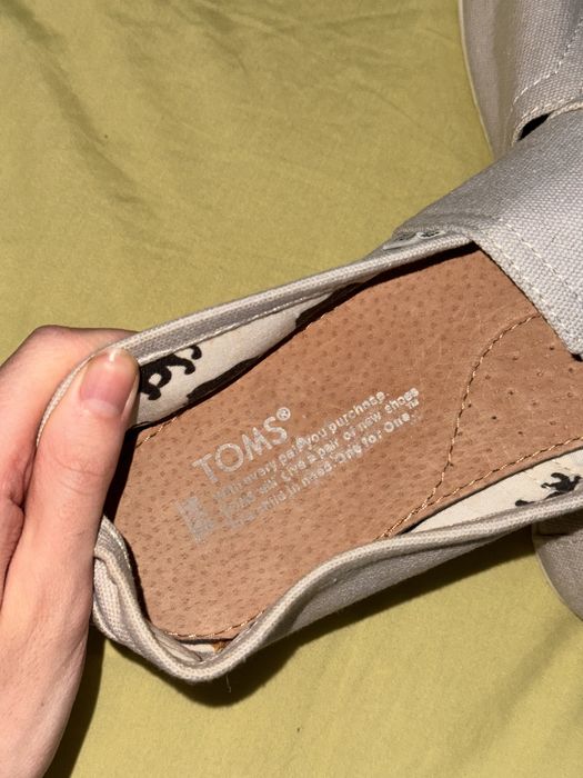 Еспадрильи мокасины кроссовки кеды TOMS обувь мужская 44 45 размер