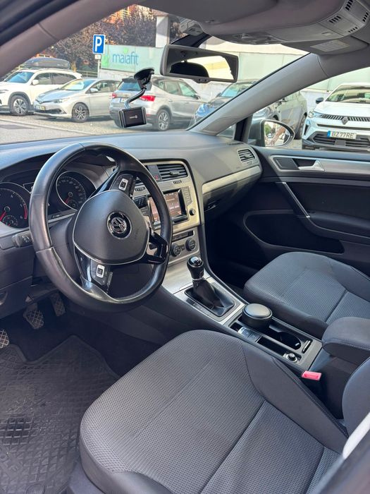 VW Golf VII 1.6 TDI BlueMotion 110cv | Muito Estimado