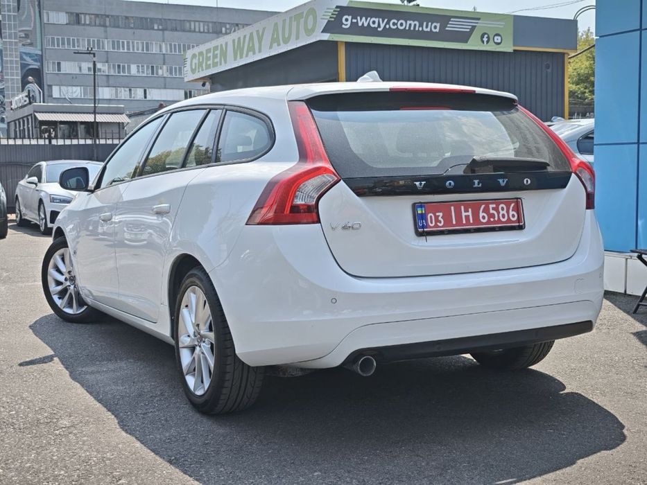 Volvo V60 Facelift 2,0 дизель ВІДЕО