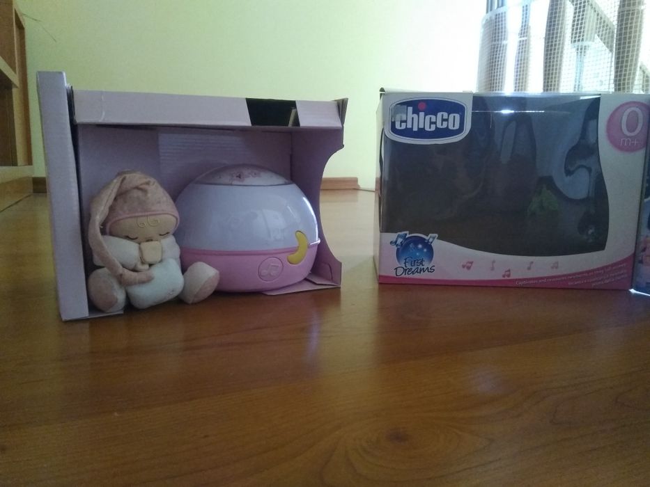 Luz presença com música da 'Chicco'