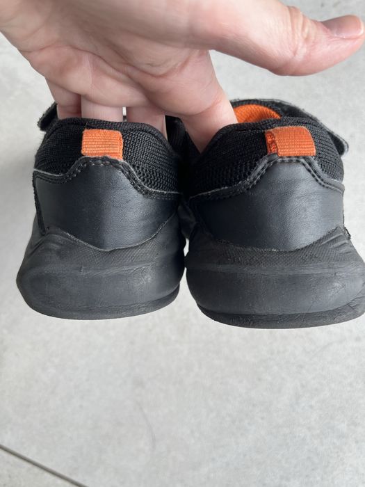 Adidaski Sprandi r.28
