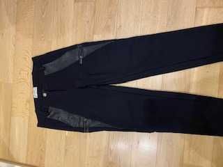 Oryginalne spodnie PINKO czarne z pianki rozm. 34