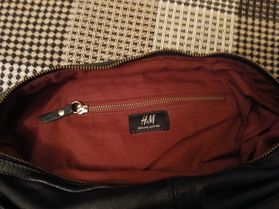 Сумка кожаная H&M.