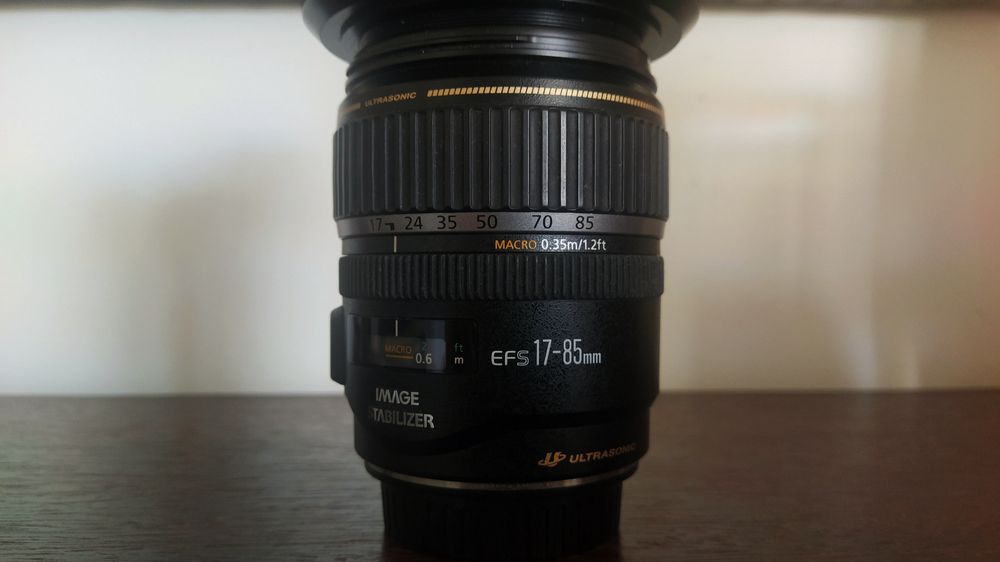 Canon EF-S 17-85 mm f/4-5.6 IS USM