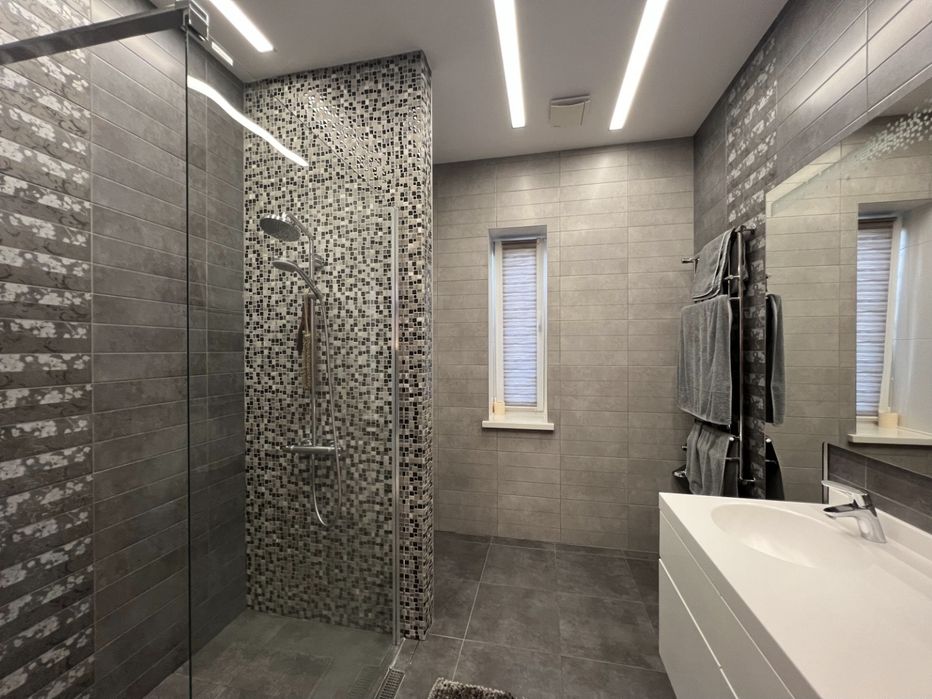 Продам дом Обуховка ул.Заречная  ,Лес