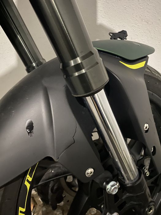 Benelli Leoncino 125