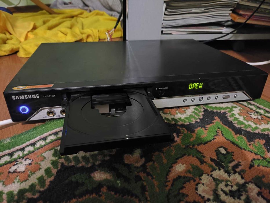 DVD рекордер Samsung DVD R 130