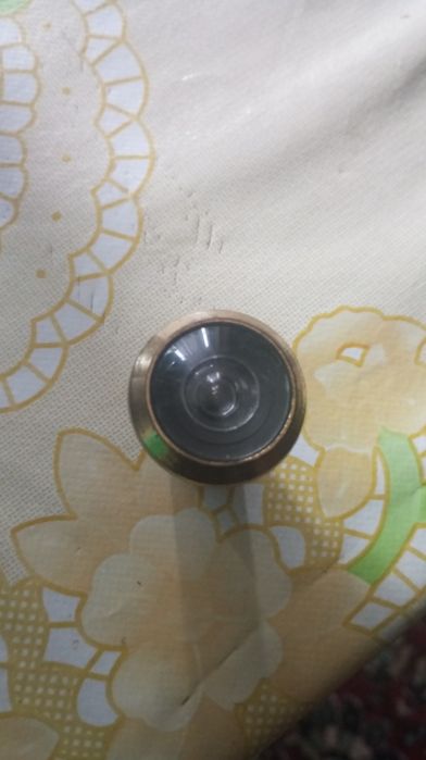 Продам глазок дверной