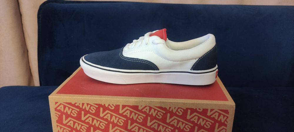 Buty Vans Comfycush Era 39