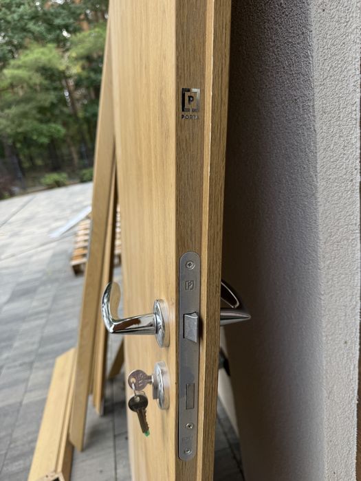 Drzwi  ciezkie solidne  PORTA