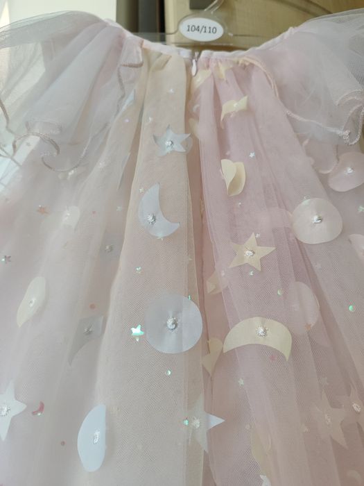 Красиве нарядне плаття для дівчинки 5 років