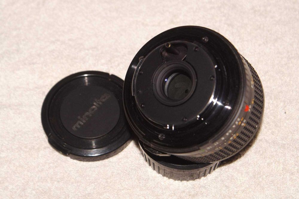 Tokina 24-40 f/2.8 для Minolta MD 28