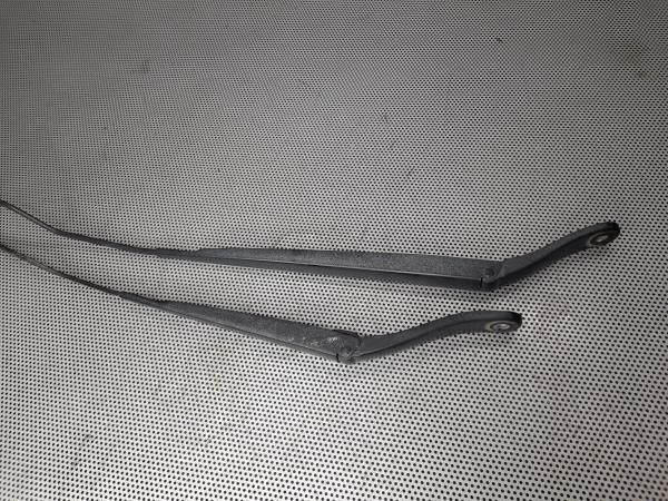 Haste / braço de escova limpa vidros frente direita CITROËN DS3