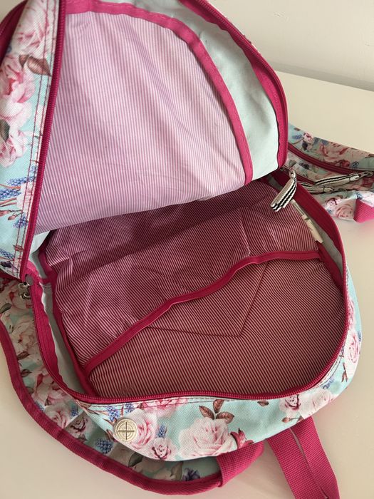 Mochila + estojo