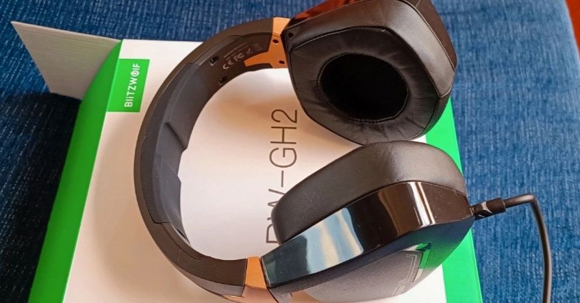 Auscultadores RGB com micro removivel BlitzWolf 7.1 virtual sound