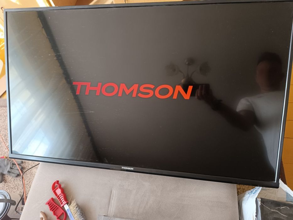 Thomson 43UG6300